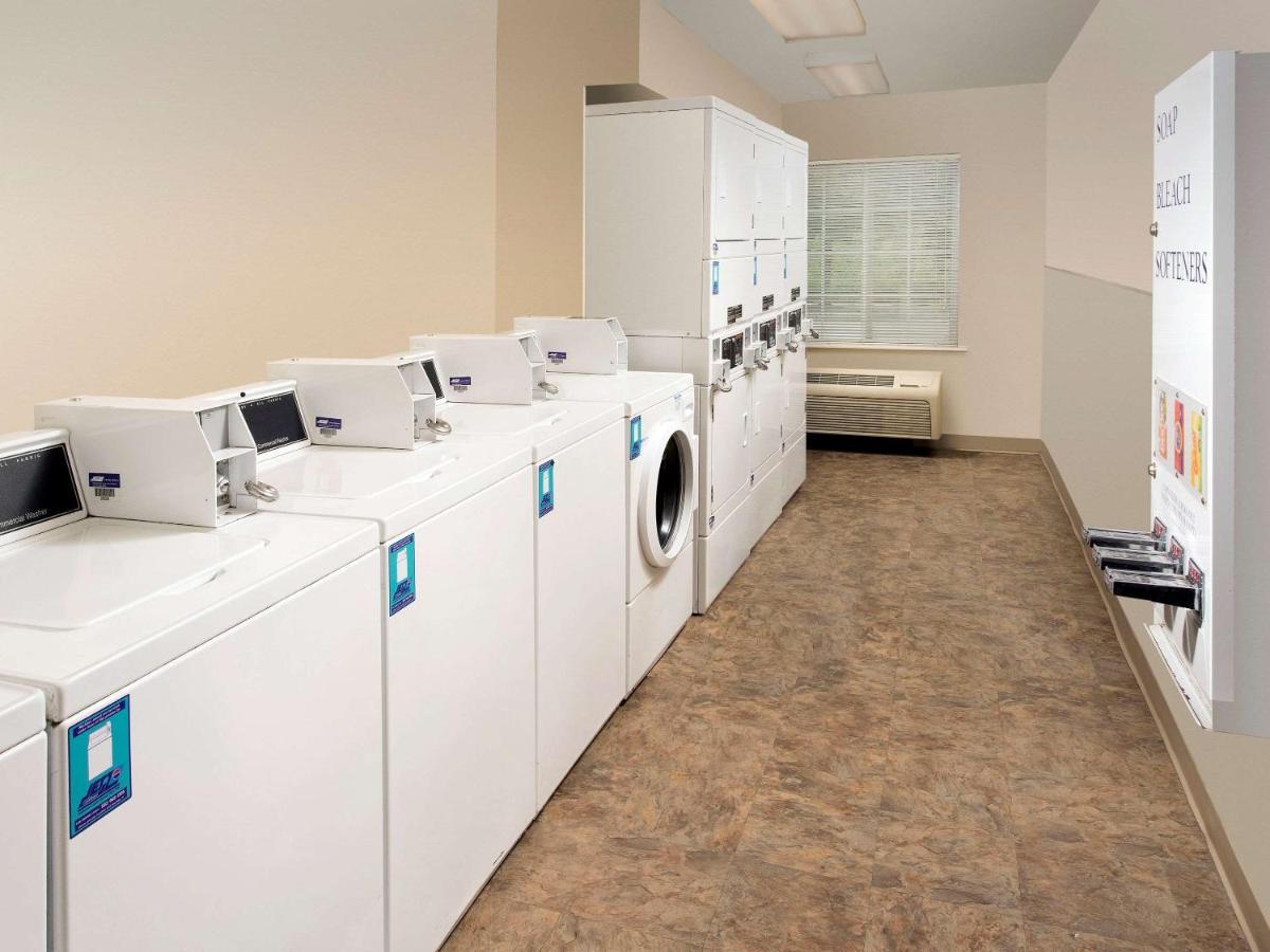 Woodspring Suites Louisville Clarksville Bagian luar foto